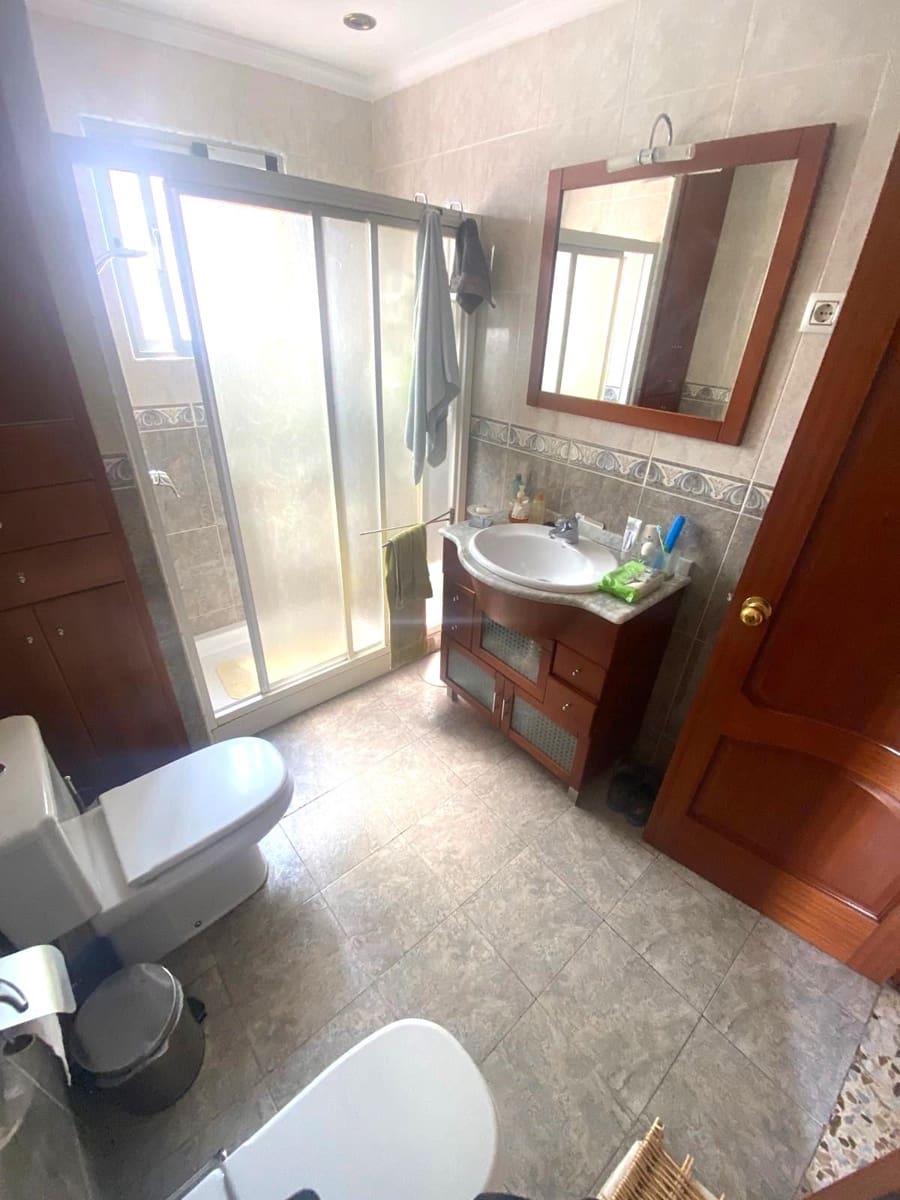 3 quarto Moradia em Banda para venda em Malaga cidade com garagem - 315 000 € (Ref: 9627677)