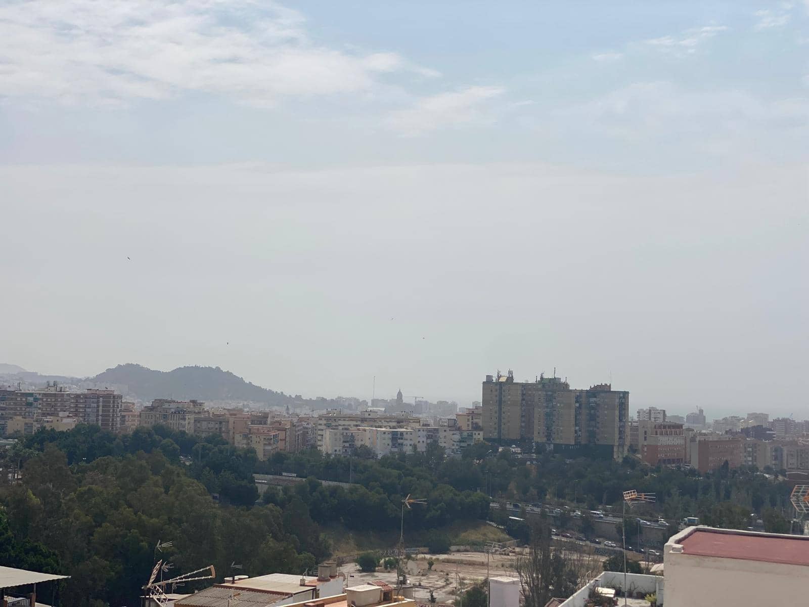 3 quarto Moradia em Banda para venda em Malaga cidade com garagem - 315 000 € (Ref: 9627677)