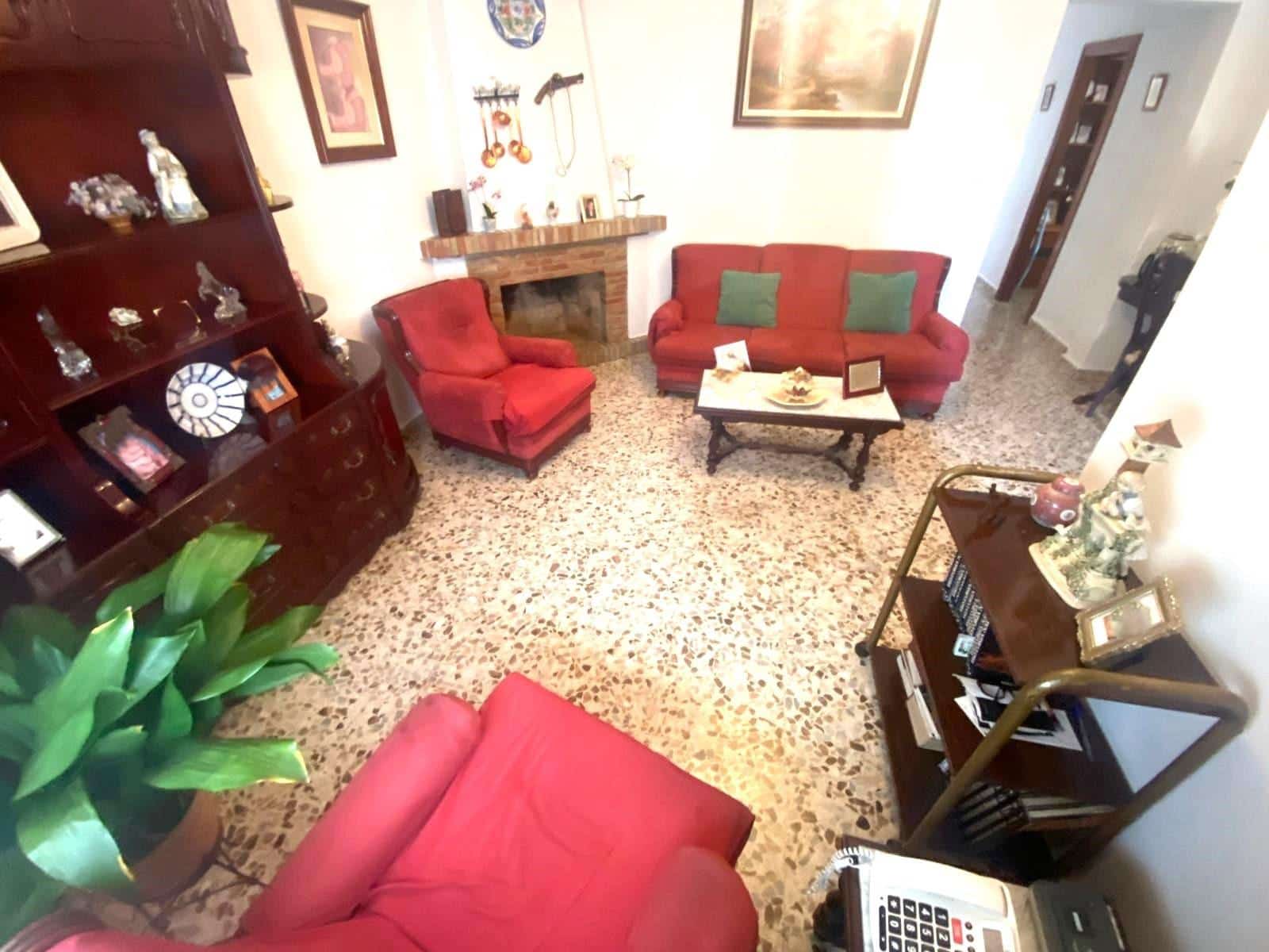 3 quarto Moradia em Banda para venda em Malaga cidade com garagem - 315 000 € (Ref: 9627677)