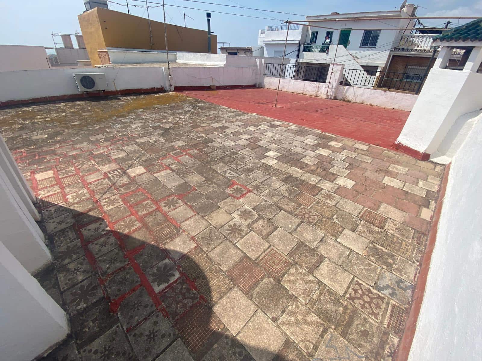 3 quarto Moradia em Banda para venda em Malaga cidade com garagem - 315 000 € (Ref: 9627677)