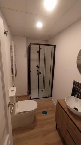 2 soveværelse Lejlighed til leje i Málaga by - € 1.000 (Ref: 9630120)