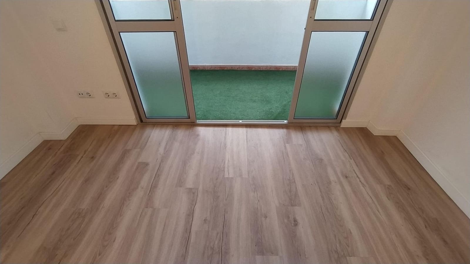 2 soveværelse Lejlighed til leje i Malaga by - € 1.000 (Ref: 9630120)