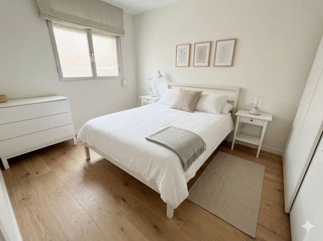 Piso de 2 habitaciones en Gamarra, Málaga ciudad en venta - 190.000 € (Ref: 9630121)