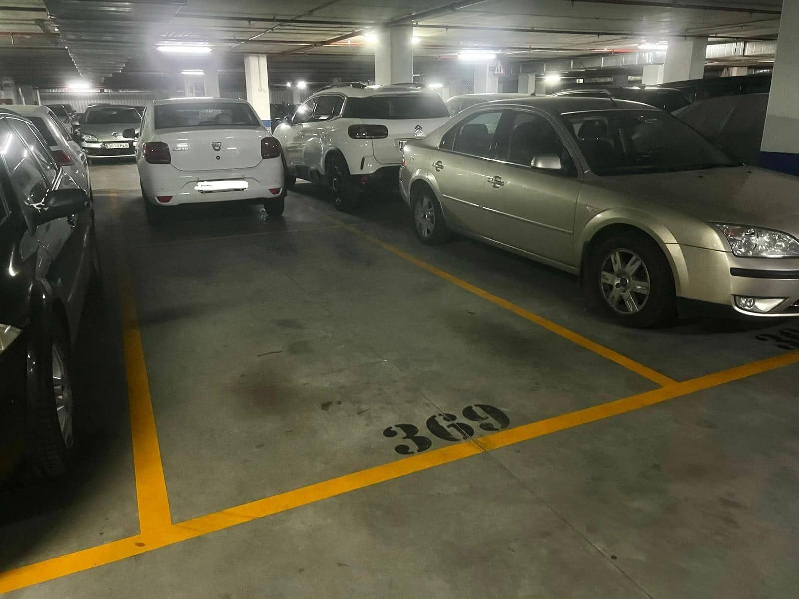 Garage att hyra i Malaga stad - 120 € (Ref: 9674326)