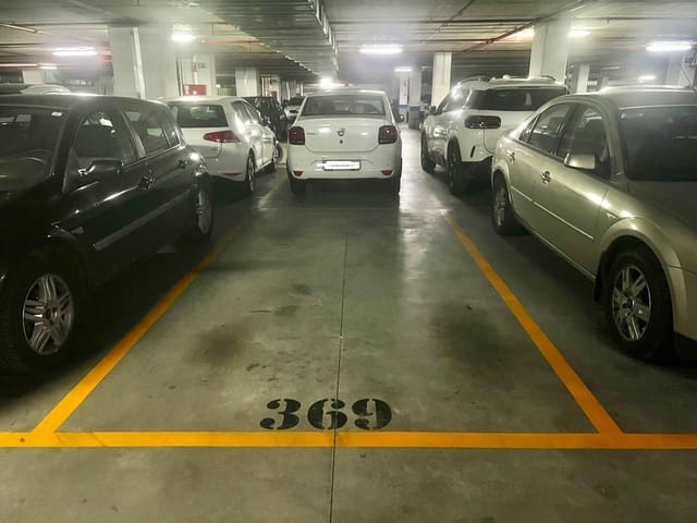 Garage att hyra i Cruz de Humilladero, Málaga stad - 120 € (Ref: 9674326)