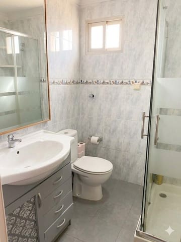 3 sypialnia Mieszkanie na sprzedaż w Carlos Haya, Miasto Málaga - 285 000 € (Ref: 9682512)