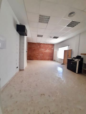 Komercyjne na sprzedaż w Miasto Málaga - 267 500 € (Ref: 9686543)