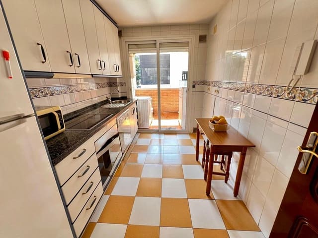 Piso de 3 habitaciones en Málaga ciudad en venta con garaje - 394.000 € (Ref: 9720048)
