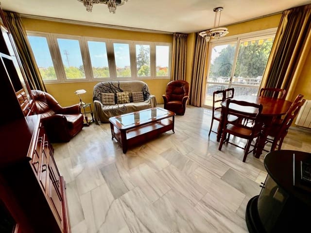 Piso de 3 habitaciones en Málaga ciudad en venta con garaje - 394.000 € (Ref: 9720048)