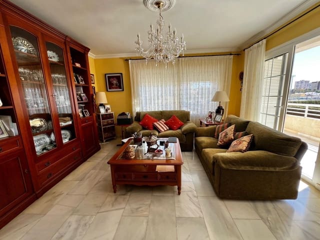 Piso de 3 habitaciones en Málaga ciudad en venta - 380.000 € (Ref: 9726745)