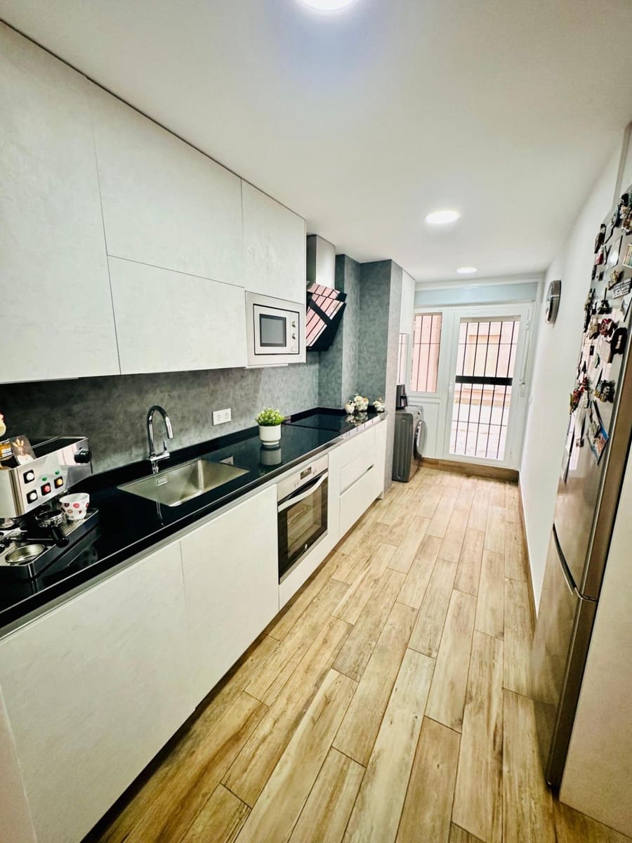 2 quarto Apartamento para venda em Malaga cidade - 318 500 € (Ref: 9762068)