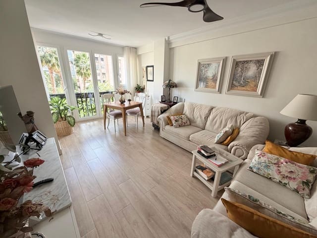 3 makuuhuone Asunto myytävänä paikassa Cruz de Humilladero, Málaga kaupunki - 339 000 € (Ref: 9770724)