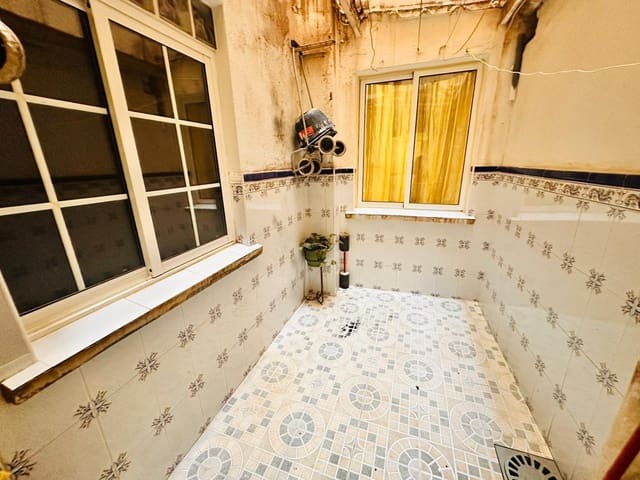 3 quarto Apartamento para venda em Málaga cidade - 199 900 € (Ref: 9780791)