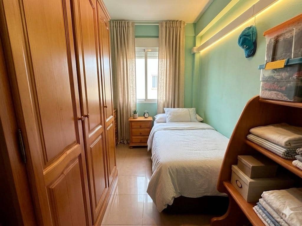 3 sovrum Lägenhet till salu i Malaga stad - 260 000 € (Ref: 9788721)