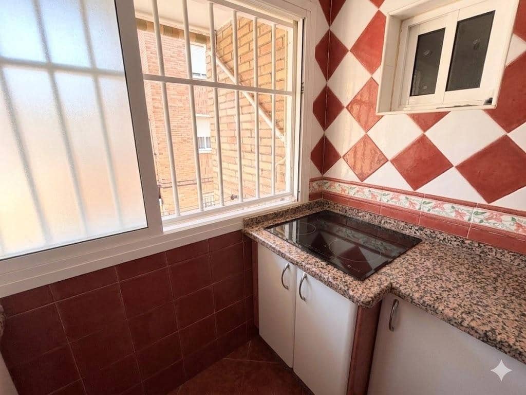 3 sovrum Lägenhet till salu i Malaga stad - 260 000 € (Ref: 9788721)