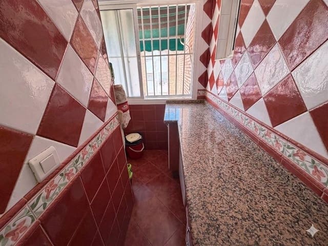 3 bedroom Flat for sale in Málaga city - € 260,000 (Ref: 9788721)