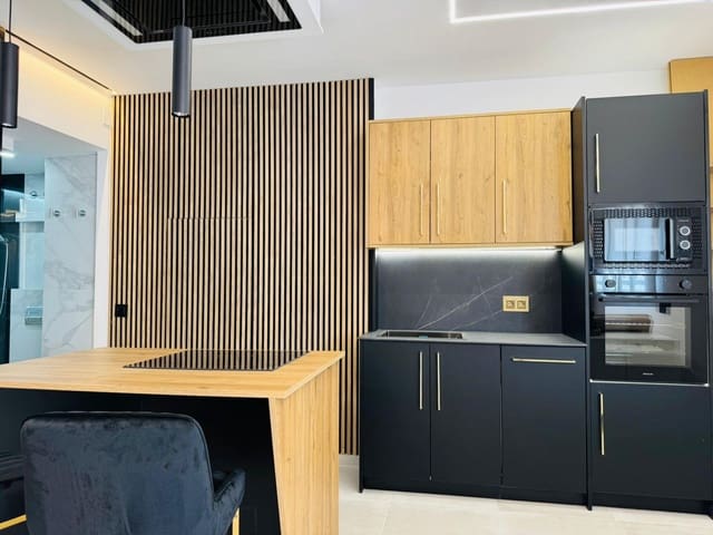 1 soverom Loft til salgs i Málaga by - € 225 000 (Ref: 9793192)