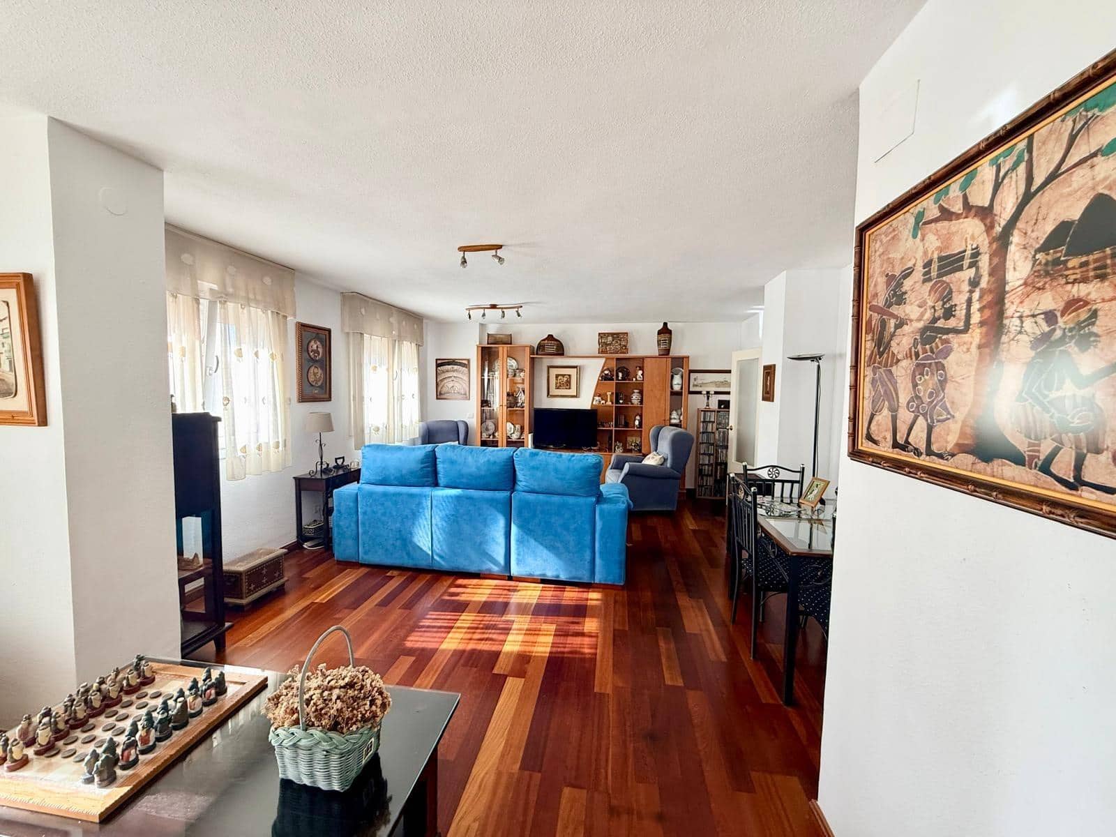 4 bedroom Flat for sale in Malaga city - € 349,000 (Ref: 9820614)