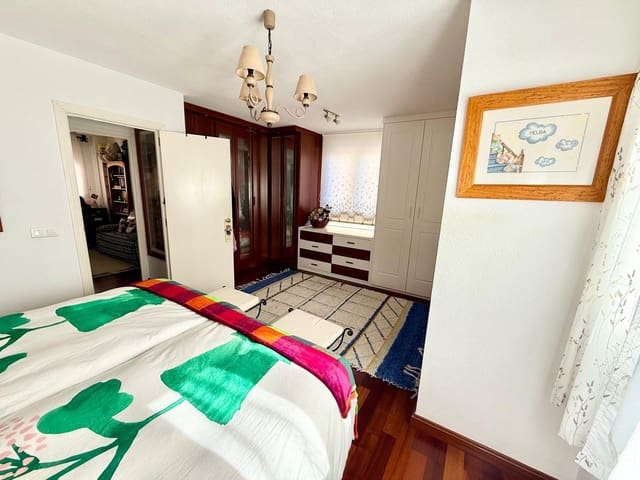 4 sypialnia Mieszkanie na sprzedaż w Nueva Malaga, Miasto Málaga - 349 000 € (Ref: 9820614)