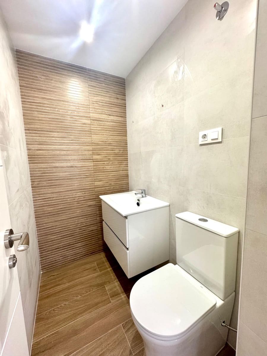 3 Zimmer Wohnung zu verkaufen in Malaga Stadt - 350.000 € (Ref: 9898884)
