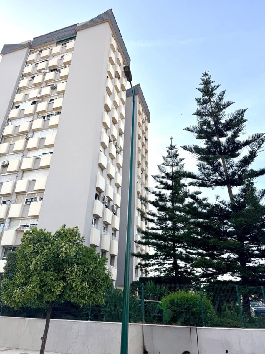 3 Zimmer Wohnung zu verkaufen in Malaga Stadt - 350.000 € (Ref: 9898884)