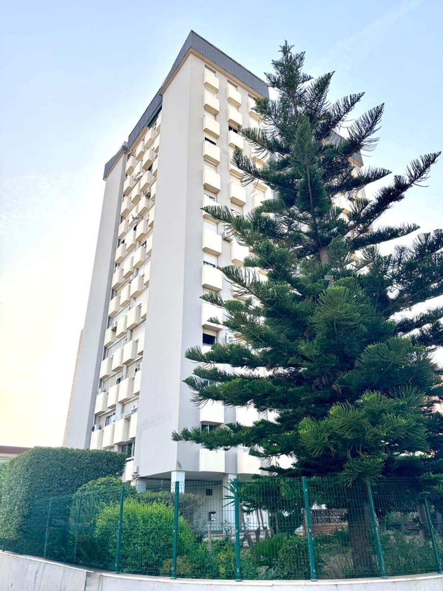 3 Zimmer Wohnung zu verkaufen in Malaga Stadt - 350.000 € (Ref: 9898884)