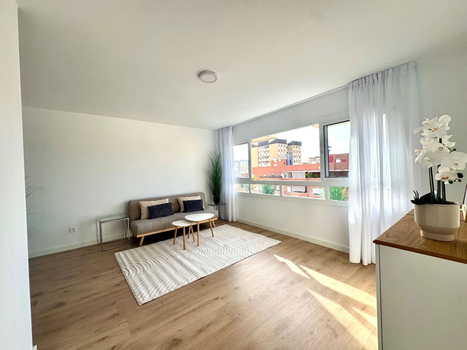 3 Zimmer Wohnung zu verkaufen in Malaga Stadt - 350.000 € (Ref: 9898884)