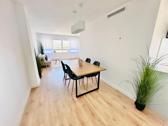 3 soveværelse Lejlighed til salg i Cruz de Humilladero, Málaga by - € 330.000 (Ref: 9898884)
