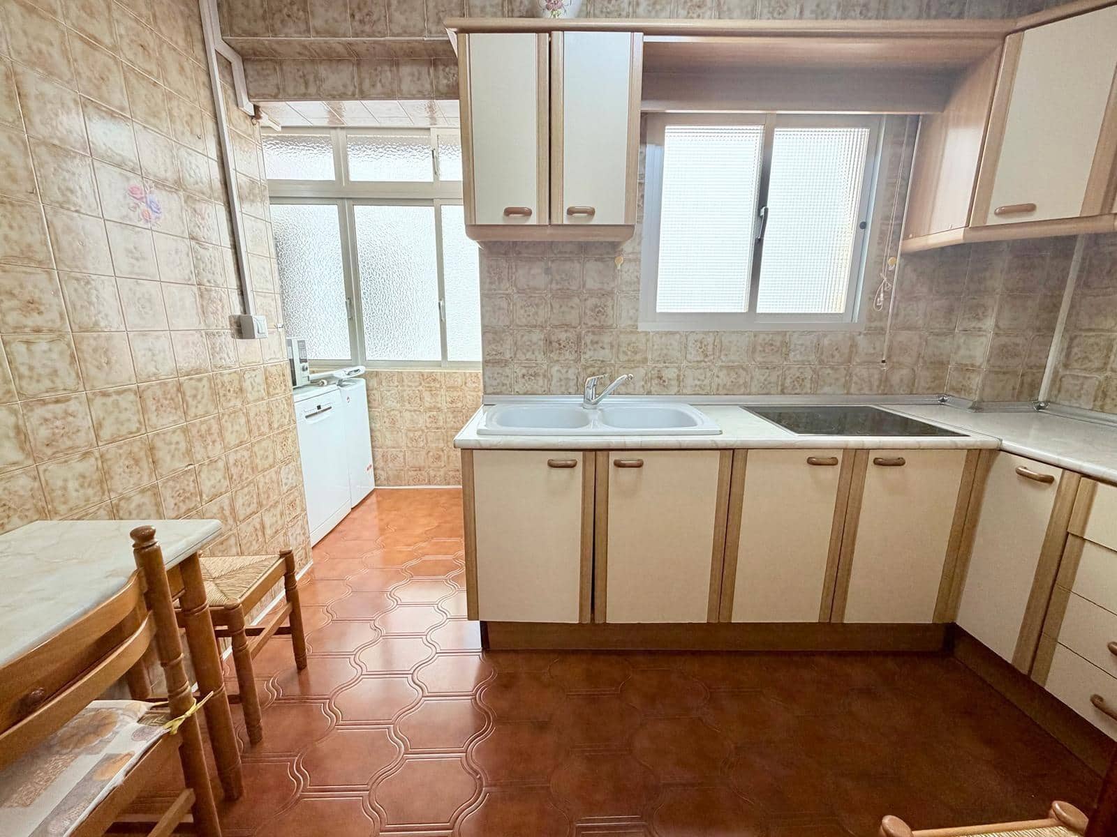 3 soveværelse Lejlighed til salg i Malaga by - € 262.000 (Ref: 9920525)