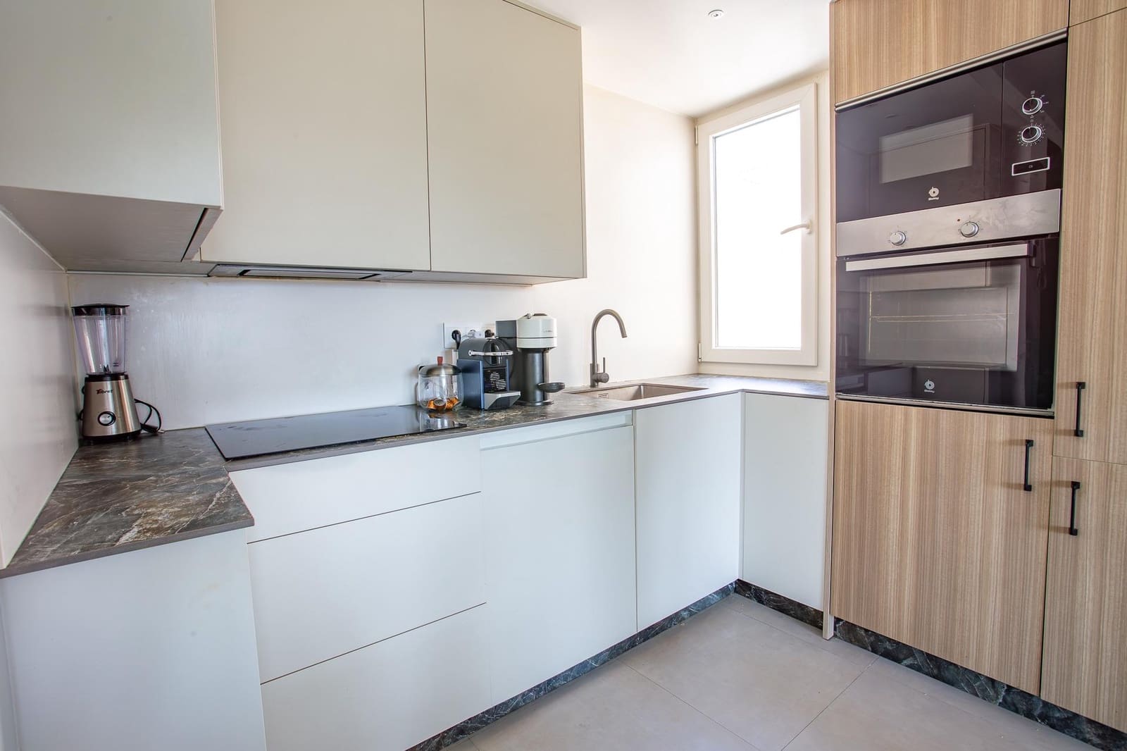 2 soveværelse Lejlighed til salg i Malaga by - € 350.000 (Ref: 9938287)