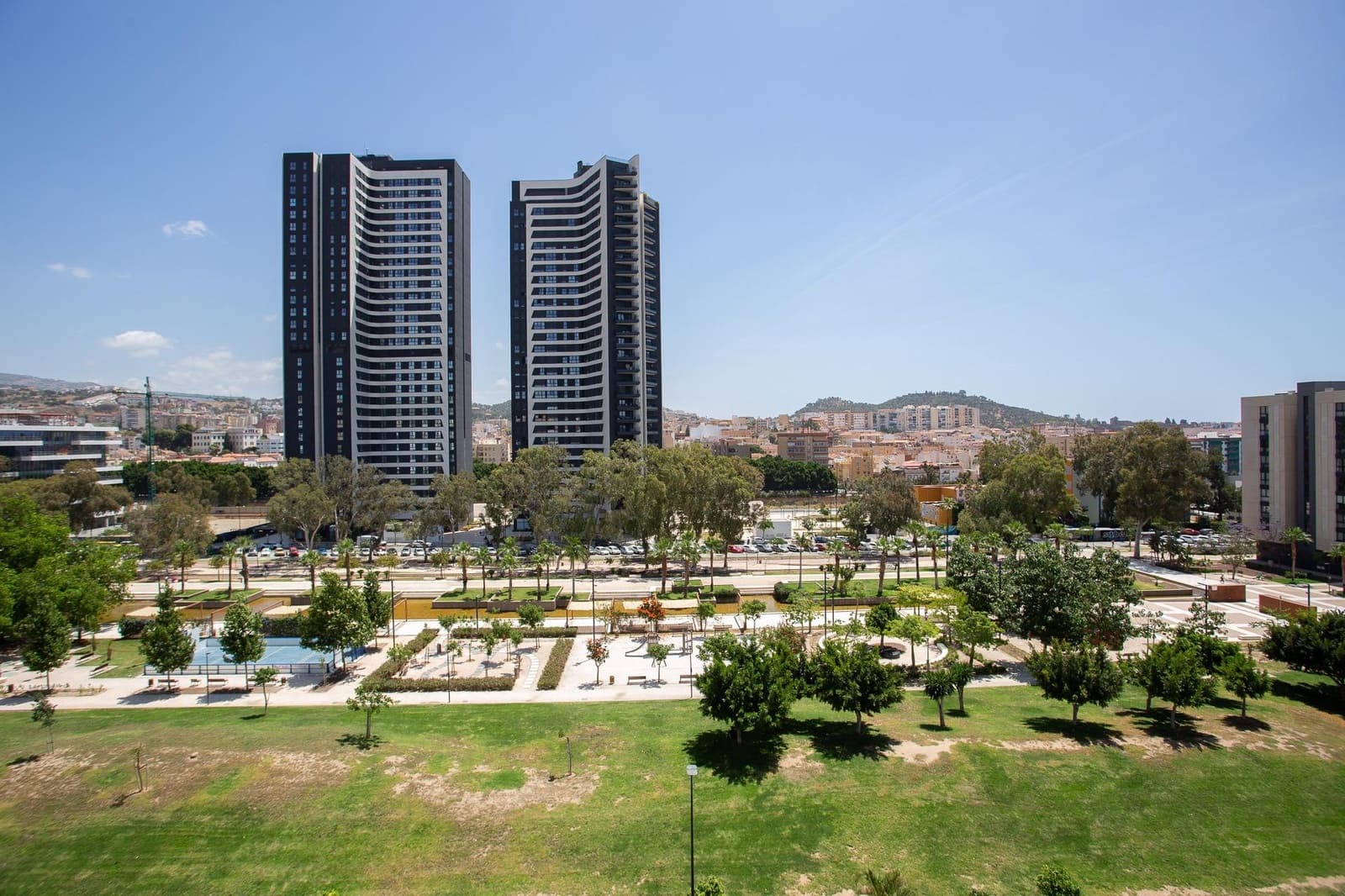 2 soveværelse Lejlighed til salg i Malaga by - € 350.000 (Ref: 9938287)