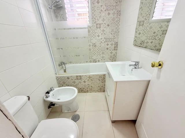 Piso de 3 habitaciones en La Aurora, Málaga ciudad en venta - 319.000 € (Ref: 9973388)