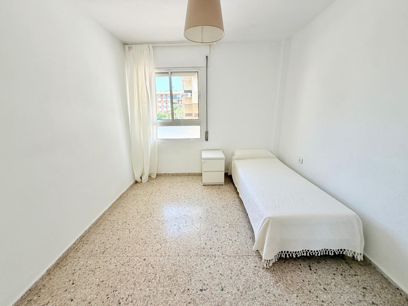 Piso de 3 habitaciones en Málaga ciudad en venta - 319.000 € (Ref: 9973388)
