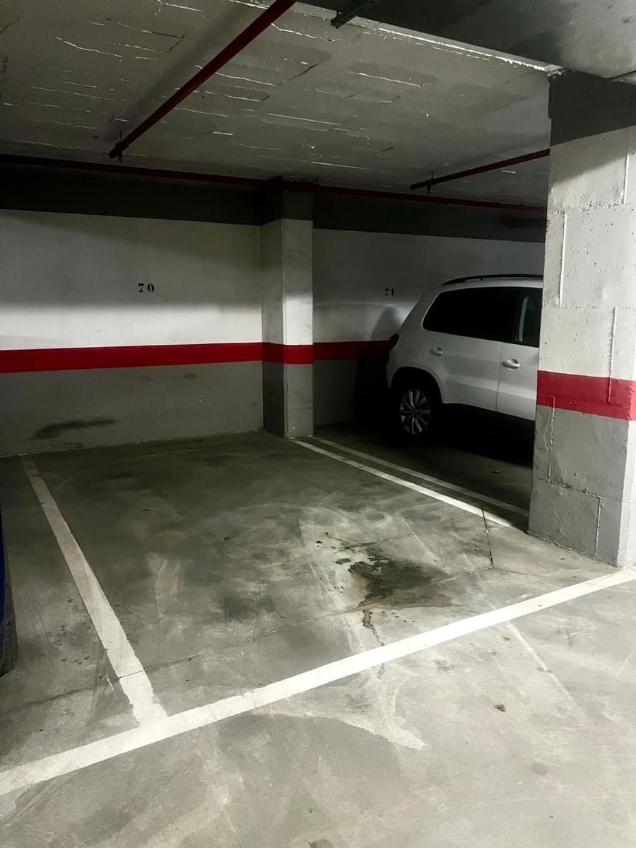 3 Zimmer Wohnung zu verkaufen in Malaga Stadt mit Pool Garage - 420.000 € (Ref: 9981310)