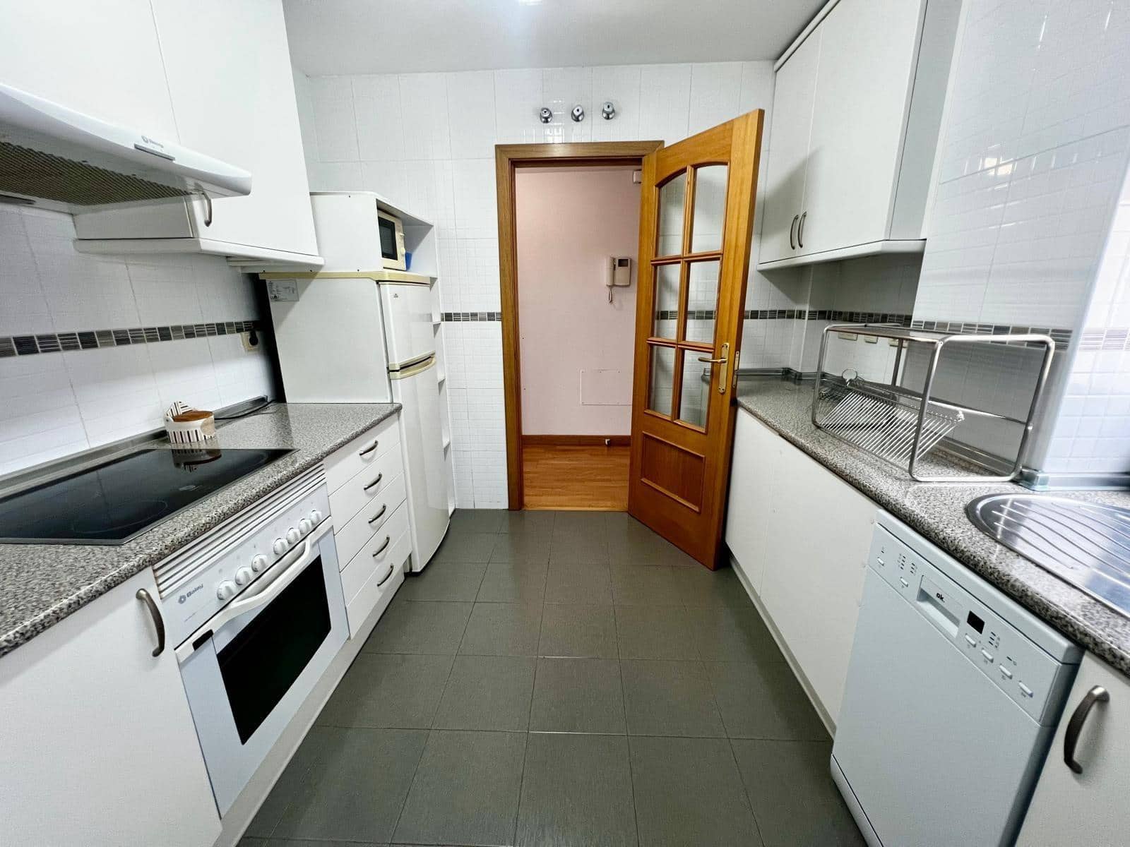 3 Zimmer Wohnung zu verkaufen in Malaga Stadt mit Pool Garage - 420.000 € (Ref: 9981310)