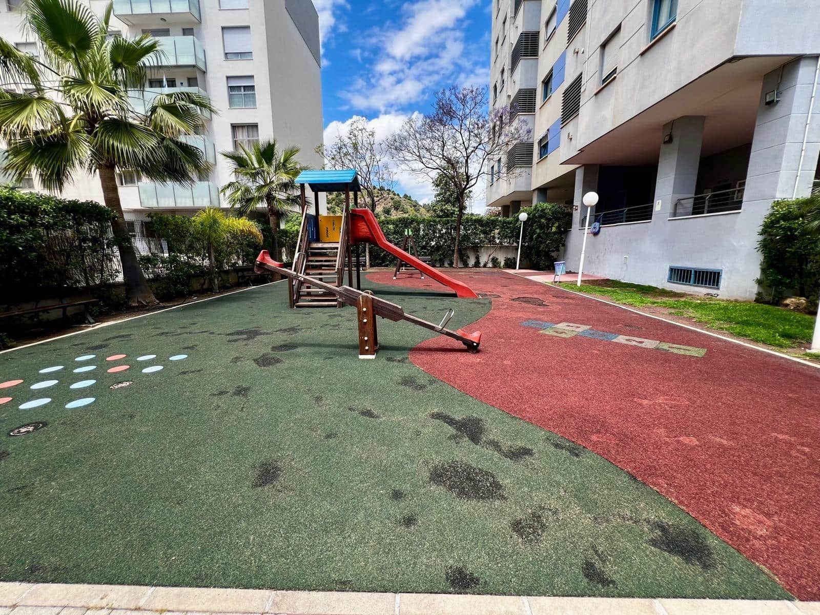 3 Zimmer Wohnung zu verkaufen in Malaga Stadt mit Pool Garage - 420.000 € (Ref: 9981310)