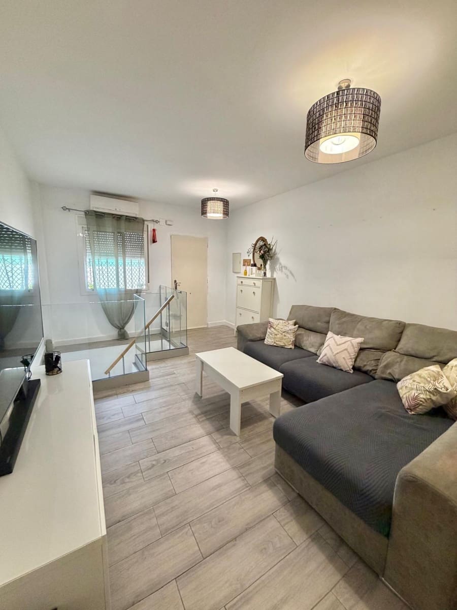 3 slaapkamer Flat te koop in Puerto de la Torre - € 240.000 (Ref: 9981314)