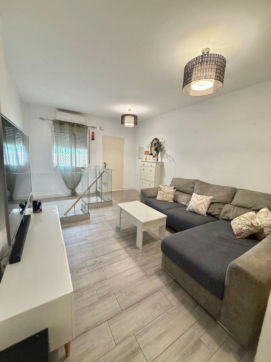 3 slaapkamer Flat te koop in Puerto de la Torre - € 240.000 (Ref: 9981314)