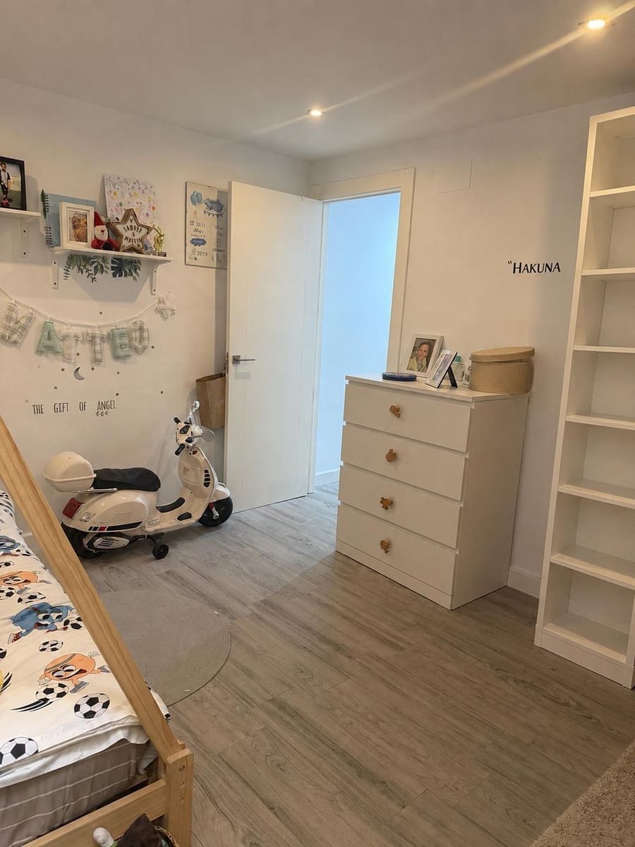 3 slaapkamer Flat te koop in Puerto de la Torre - € 240.000 (Ref: 9981314)