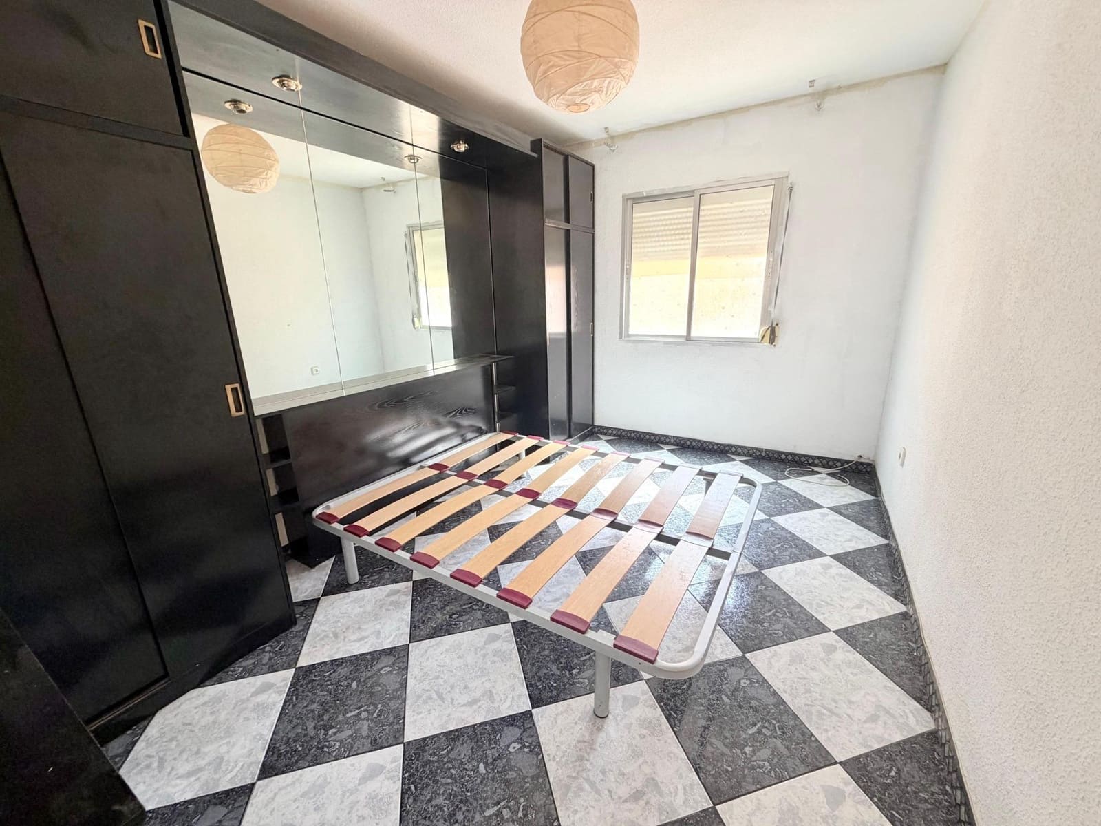 3 soveværelse Lejlighed til salg i Malaga by - € 255.000 (Ref: 9981316)