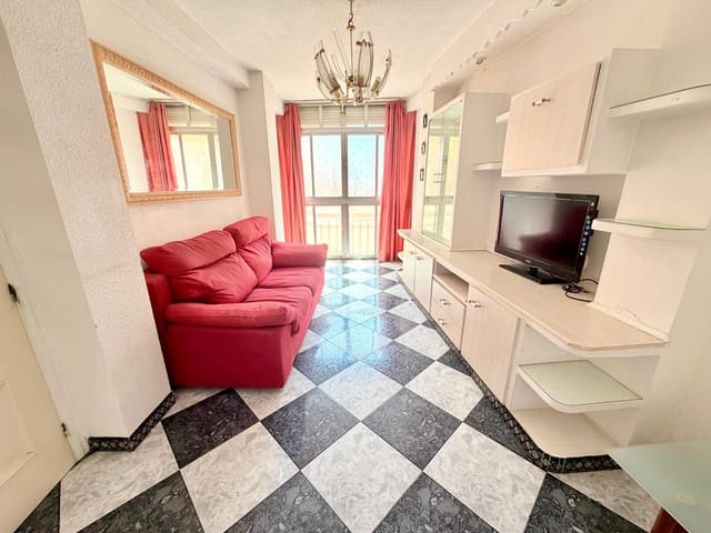 3 soveværelse Lejlighed til salg i Las Chapas, Málaga by - € 255.000 (Ref: 9981316)