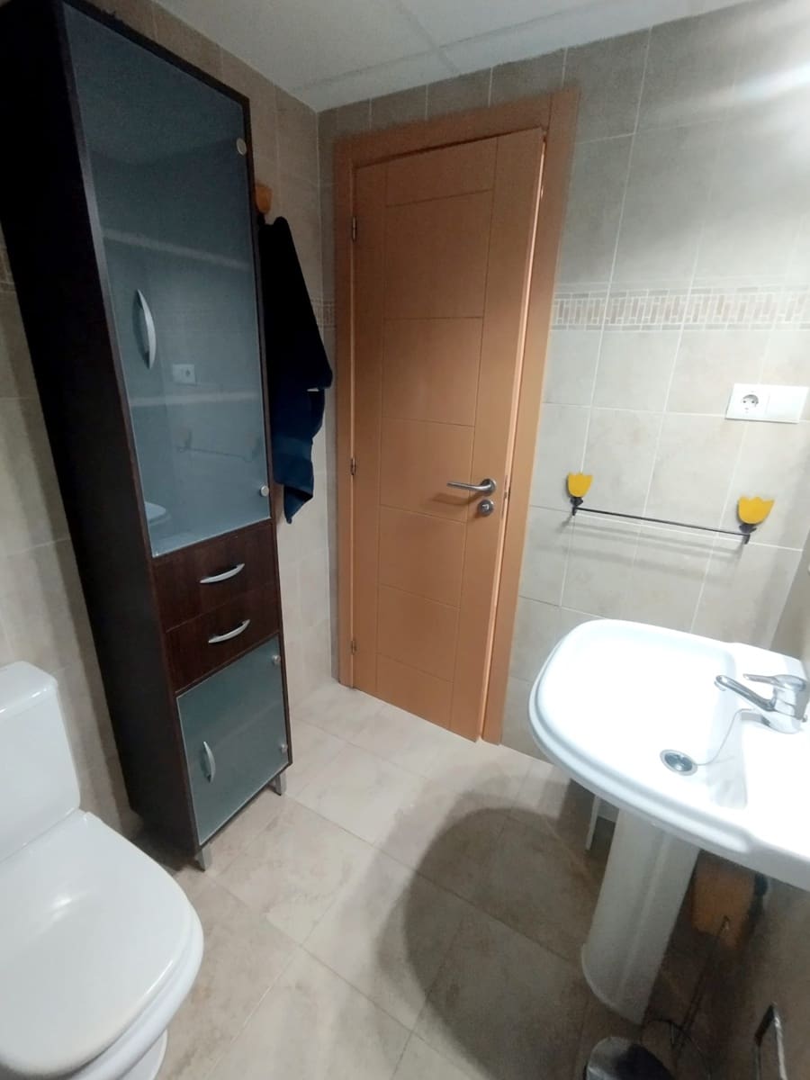 2 soveværelse Lejlighed til salg i Malaga by med garage - € 329.000 (Ref: 9981319)