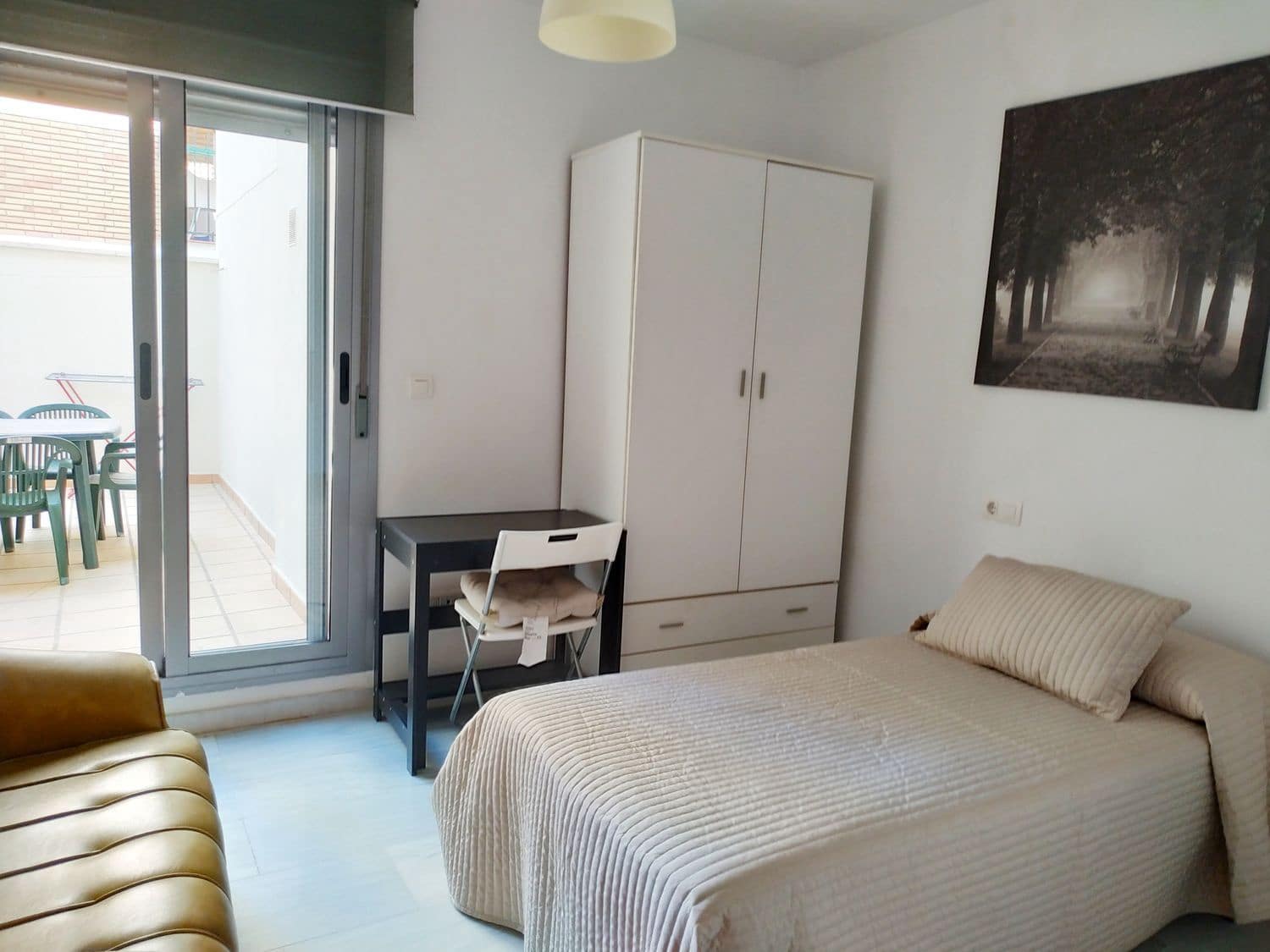 Appartement de 3 chambres à louer à Malaga ville - 1 350 € (Ref: 9997191)