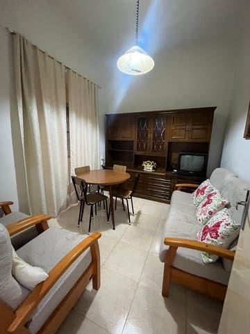 3 sovrum Lägenhet att hyra i Granada stad - 700 € (Ref: 9674859)