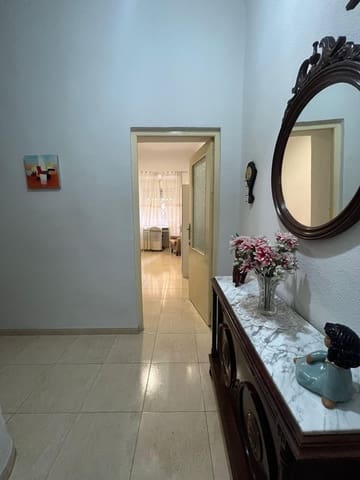 3 sovrum Lägenhet att hyra i Granada stad - 700 € (Ref: 9674859)