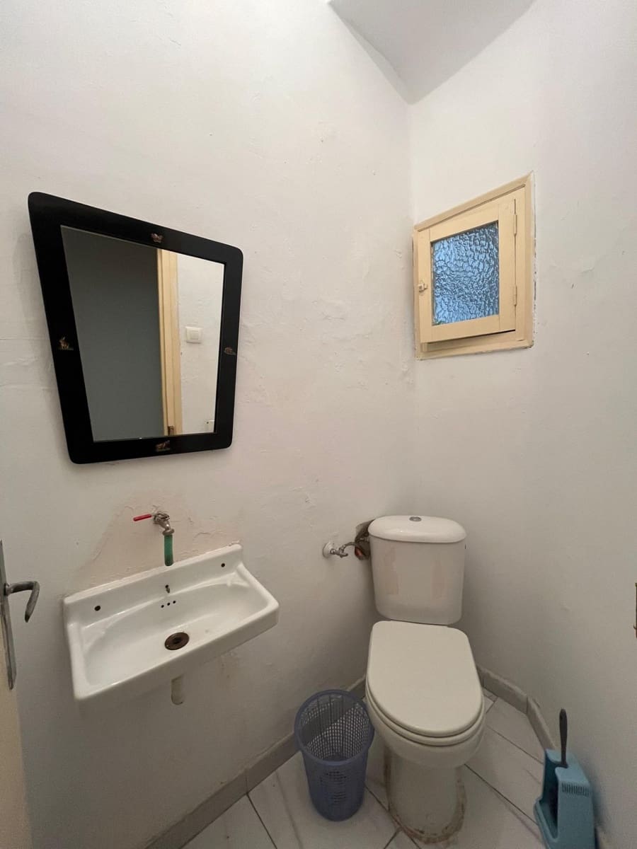 3 sovrum Lägenhet att hyra i Granada stad - 700 € (Ref: 9674859)