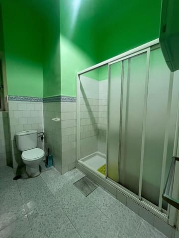 3 sovrum Lägenhet att hyra i Granada stad - 700 € (Ref: 9674859)