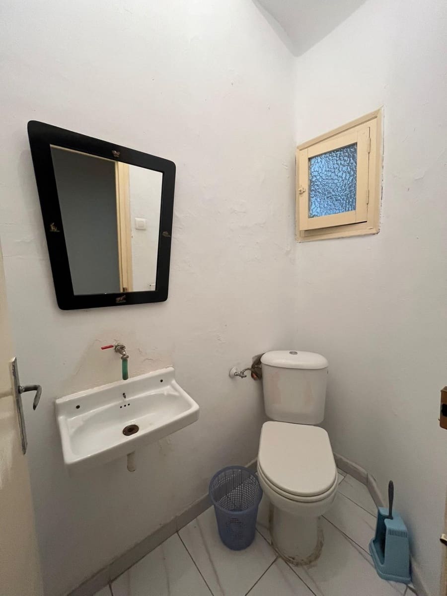 3 sovrum Lägenhet att hyra i Granada stad - 700 € (Ref: 9674859)