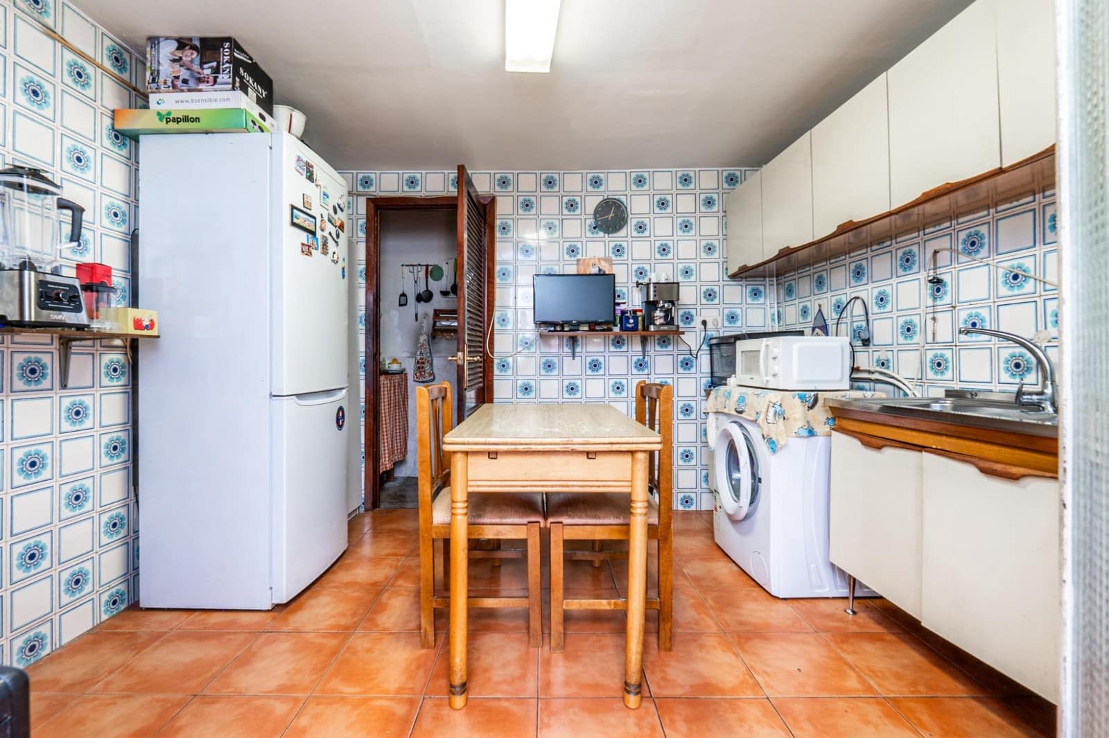 6 bedroom Townhouse for sale in Granada city - € 300,000 (Ref: 9674861)