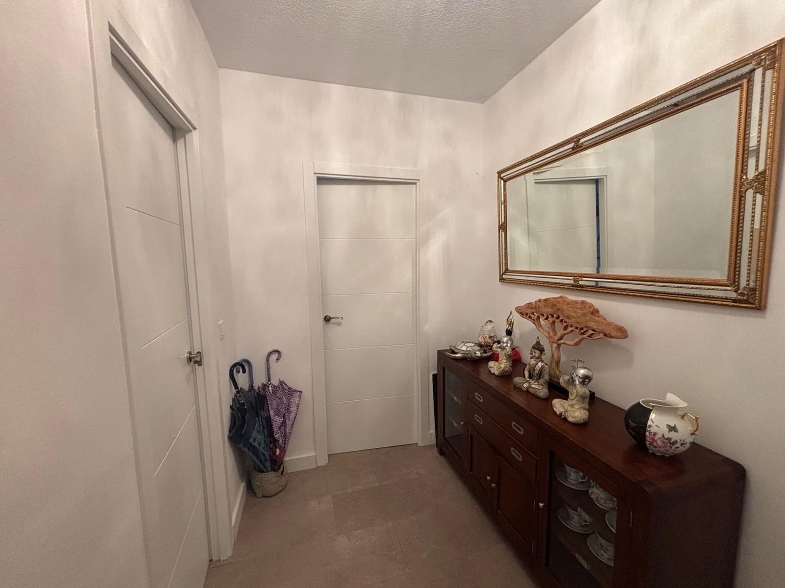 3 soveværelse Lejlighed til leje i La Zubia - € 850 (Ref: 9674863)